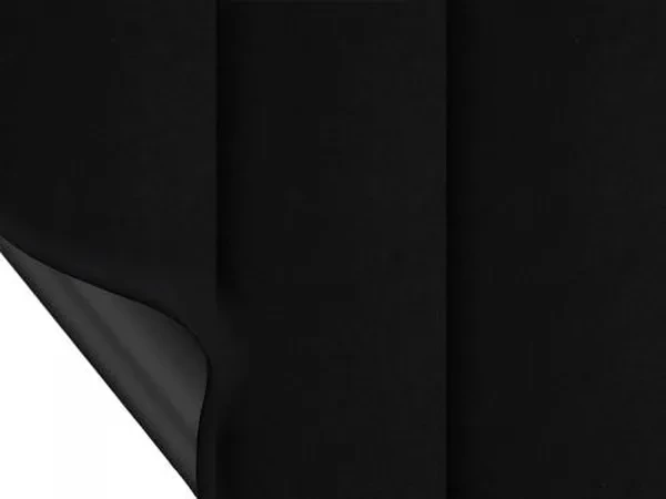 Madagaskar 069 (Zatemňující) - černá