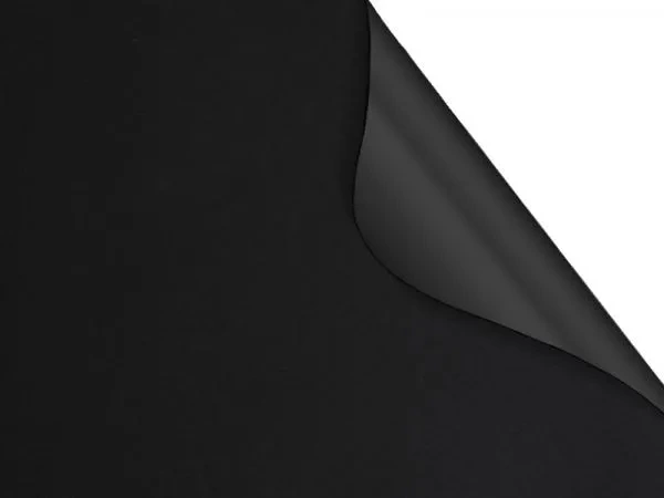 Madagaskar 069 (Zatemňující) - černá