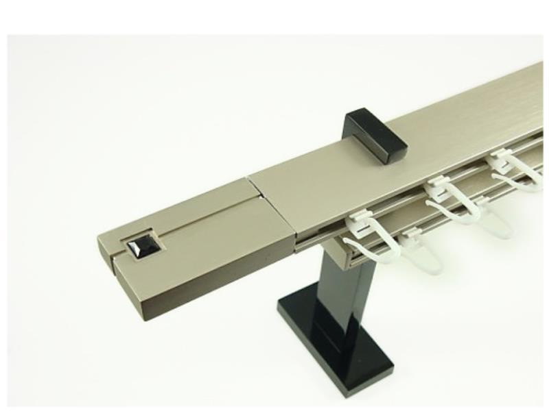 Garnýže SQUARE LINE dvouřadá - KRYSTAL černý