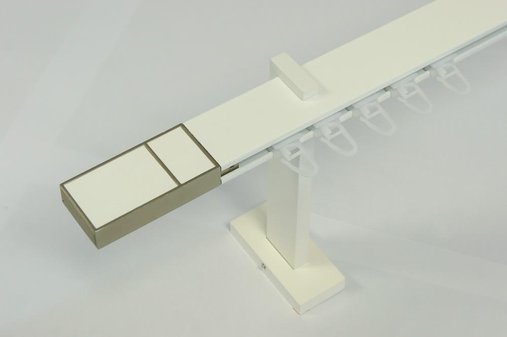 Garnýže SQUARE LINE bílá jednořadá - BOSS bílá kůže