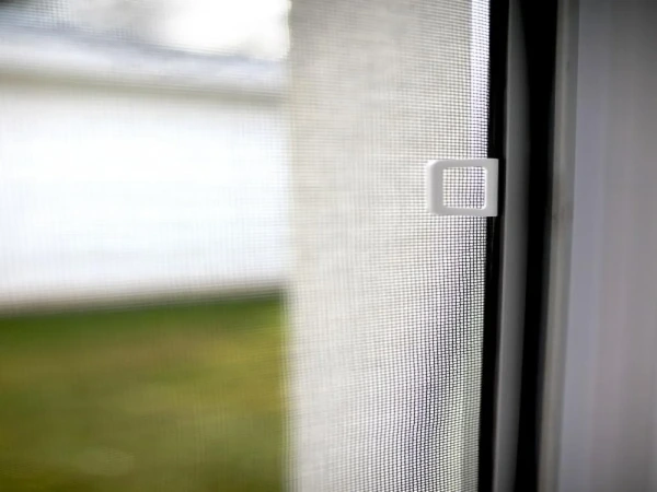 Sítě proti hmyzu na OKNO - pevné - dřevoimitační 8