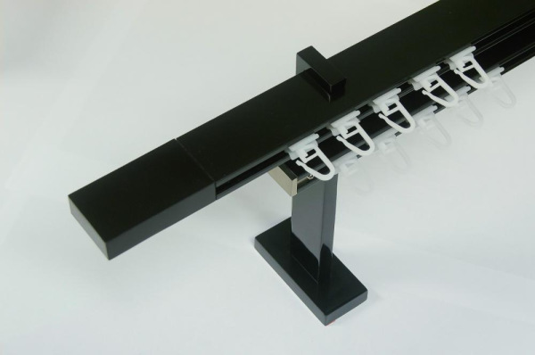 Garnýže SQUARE LINE černá dvouřadá - LINE černá