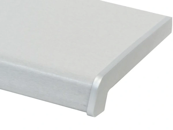 Vnitřní parapety dřevotříska - aluminium