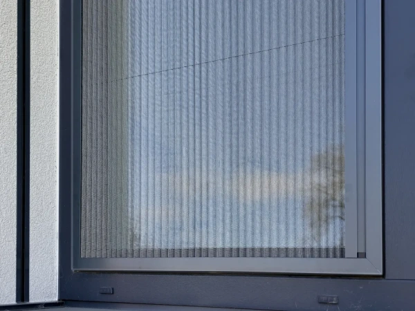 Sítě proti hmyzu na DVEŘE - PLISSÉ KLIK LUX - běžné odstíny 6